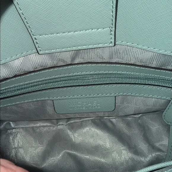 NWOT Authentic Michael Kors Hamilton East West Celadon Satchel - Picture 10 of 13